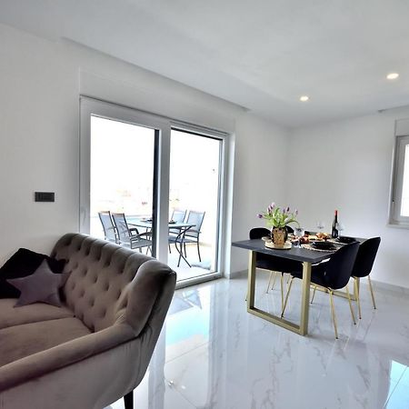 Apartman Villa Marina Vodice Ngoại thất bức ảnh
